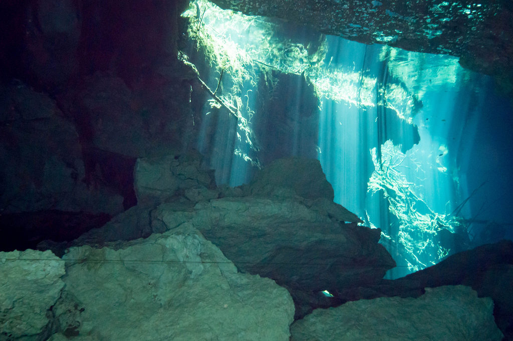 Cenote Chac Mool